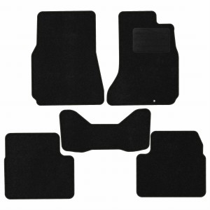 Dywaniki Basic Czarne do Nissan Skyline R34 1999-2002